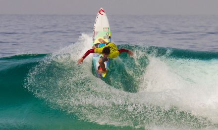 Gabriel Medina é campeão da etapa sul-africana do mundial de surfe