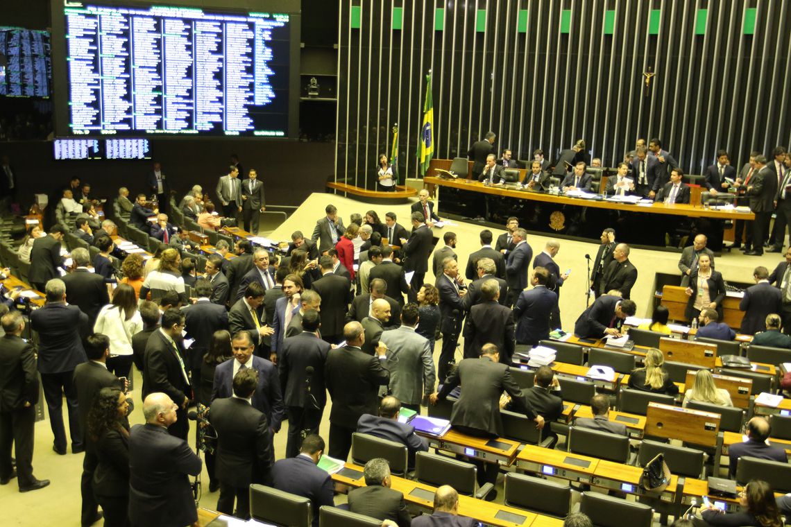 Plenário rejeita destaques individuais à PEC da reforma da Previdência