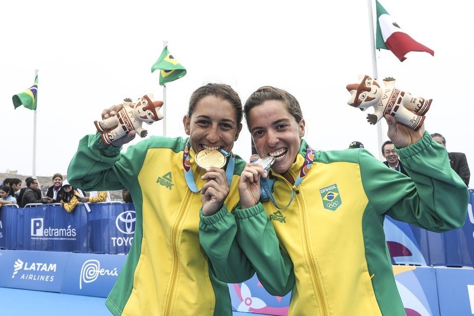 Com dobradinha brasileira no triatlo, Luisa Baptista conquista o primeiro ouro do Brasil em Lima