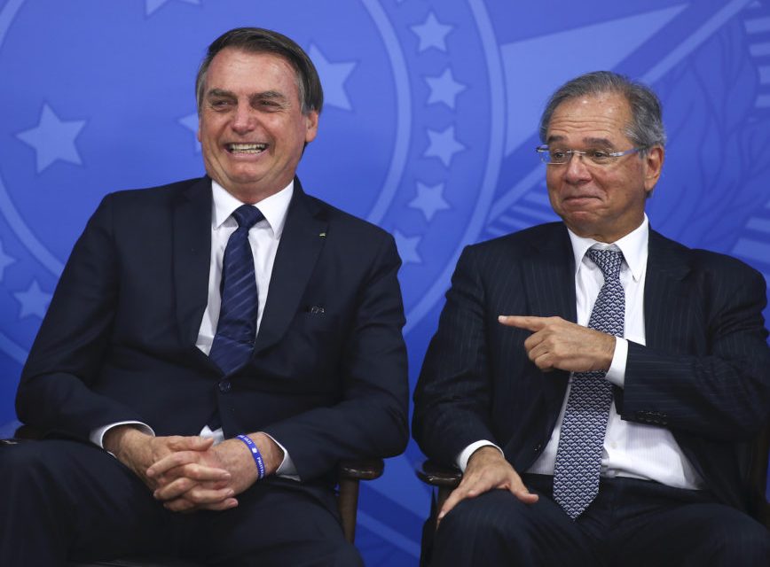 Bolsonaro diz estar disposto a falar sobre ‘nova CPMF’ com Guedes