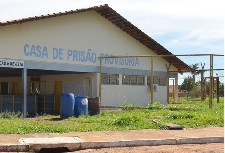 Superlotação faz TJ proibir entrada de novos presos na CPP, em Aparecida de Goiânia