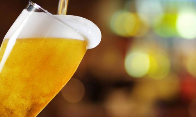 5 lugares para celebrar o Dia Internacional da Cerveja em Goiânia