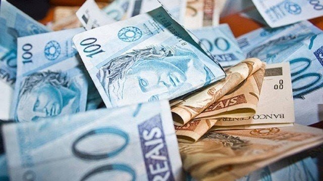 Governo propõe salário mínimo de R$ 1.039 em 2020