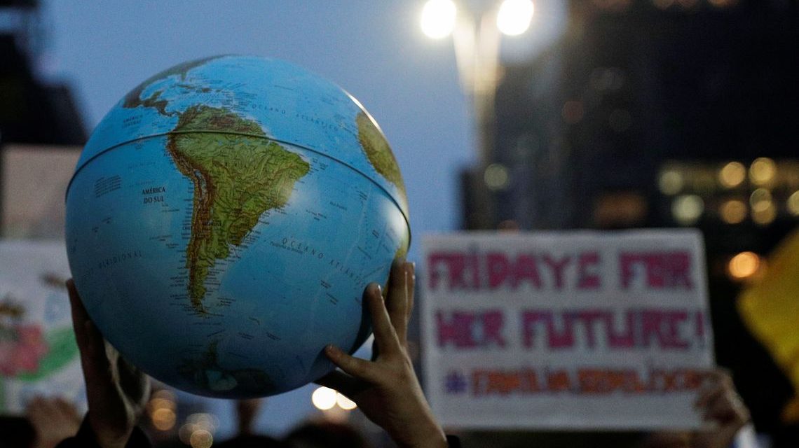 Cidades brasileiras participam de mobilização mundial pelo clima