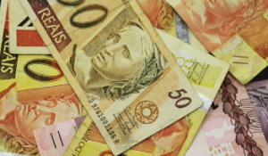 Arrecadação cresce 5,67% e chega a R$ 119,9 bi em agosto