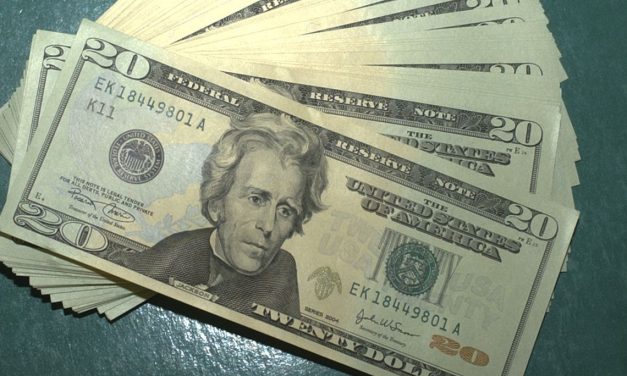 BC: Fluxo cambial em agosto fecha com saldo negativo de US$ 4,31 bi