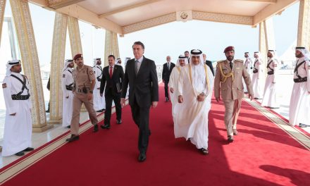 Brasil assina oito acordos bilaterais com Emirados Árabes