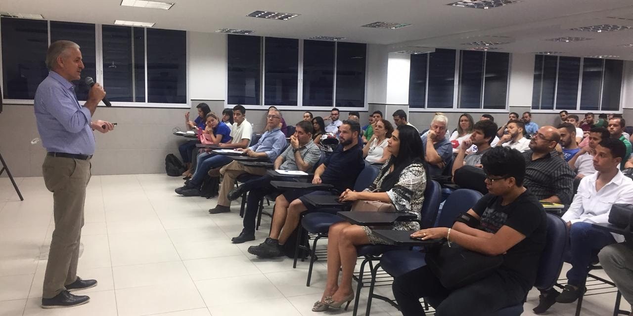 CEO do grupo Nasa ministra palestra para alunos da Faculdade Senac