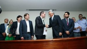 Presidente da Assembleia recebe reforma da Previdência com previsão de economia de R$ 8,1 bi em dez anos