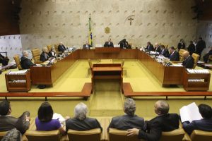 STF suspende julgamento de prisão após condenação em segunda instância