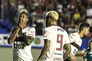 Flamengo empata com Goiás e vê vantagem diminuir no Brasileiro