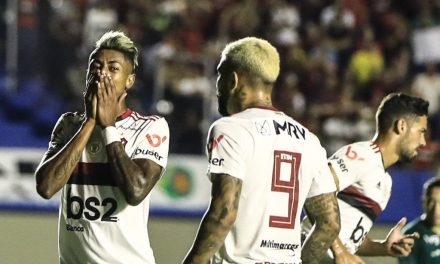 Flamengo empata com Goiás e vê vantagem diminuir no Brasileiro