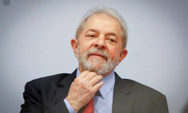 Após decisão do STF, juiz manda soltar ex-presidente Lula