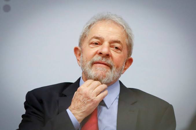 Após decisão do STF, juiz manda soltar ex-presidente Lula