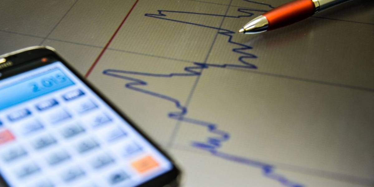 Com queda da Selic, bancos anunciam redução de taxas de juros Com queda da Selic, bancos anunciam redução de taxas de juros