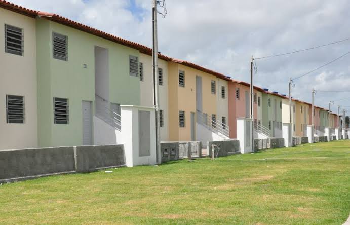 Governo anuncia novo programa habitacional neste mês, diz ministro