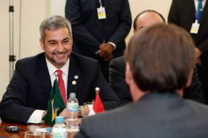 Brasil e Paraguai terão livre comércio de automóveis