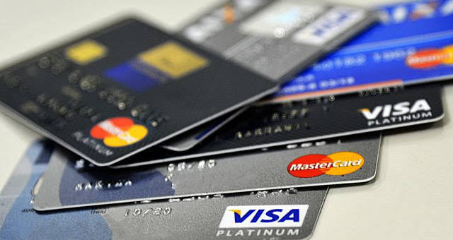 Juros do cartão de crédito e do cheque especial sobem em novembro