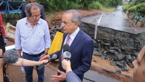 Iris vistoria pontos de alagamento e determina ação imediata contra estragos da chuva