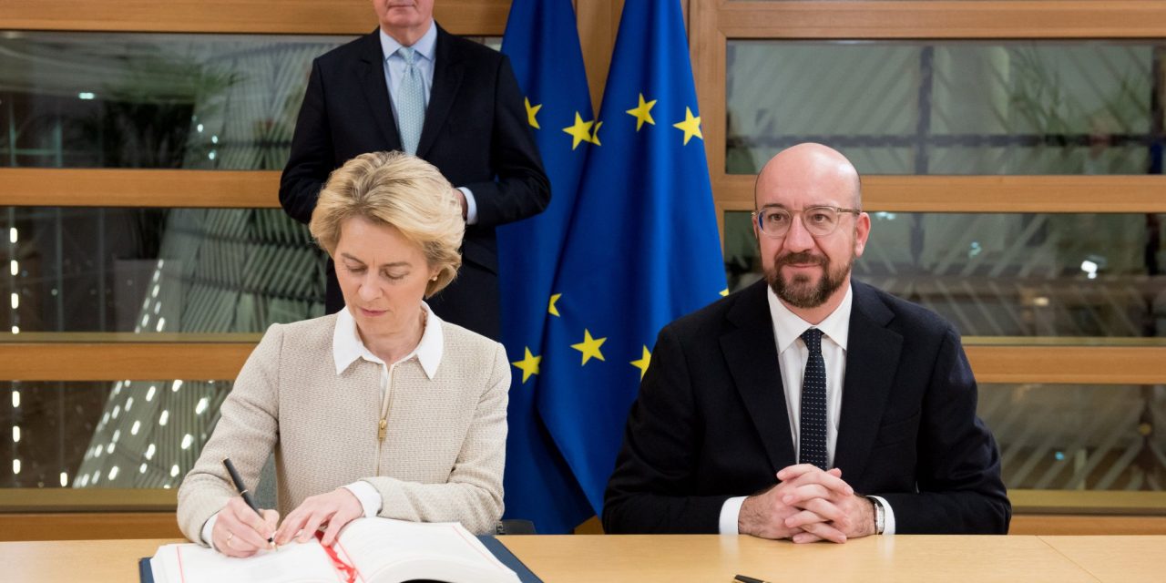 União Europeia firma acordo do Brexit em Londres