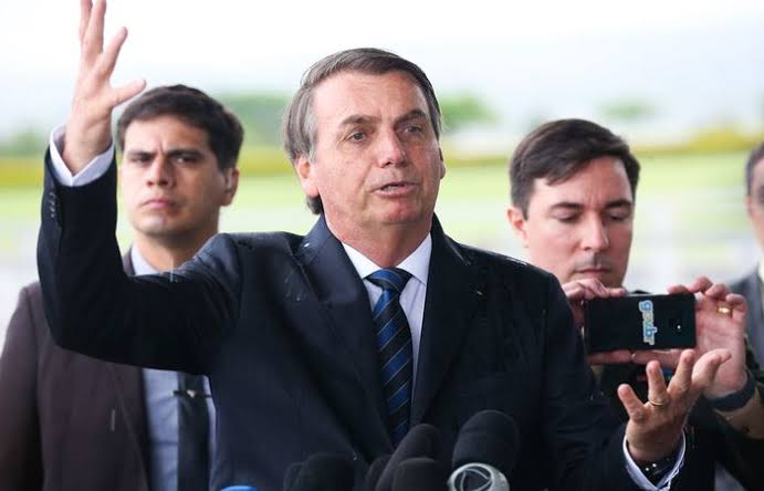 Bolsonaro diz que ataque dos EUA no Iraque ‘vai impactar’ preço dos combustíveis no Brasil