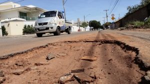 Prefeitura de Goiânia homologa licitação para reconstrução asfáltica da capital