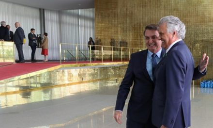 Bolsonaro destaca parceria com Estado de Goiás em cerimônia de 400 dias de gestão