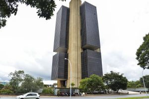 Câmara pode aprovar nesta terça projeto sobre autonomia para o Banco Central