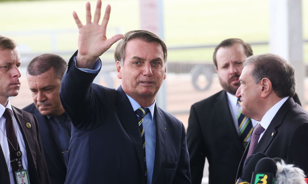 Bolsonaro descarta incluir participantes no Conselho da Amazônia Bolsonaro descarta incluir participantes no Conselho da Amazônia