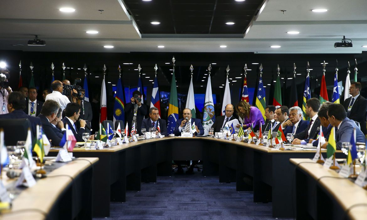 ICMS e Fundeb dominam pauta em reunião de governadores
