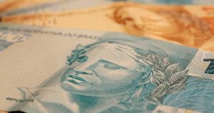 Atividade econômica cresce 0,89% em 2019