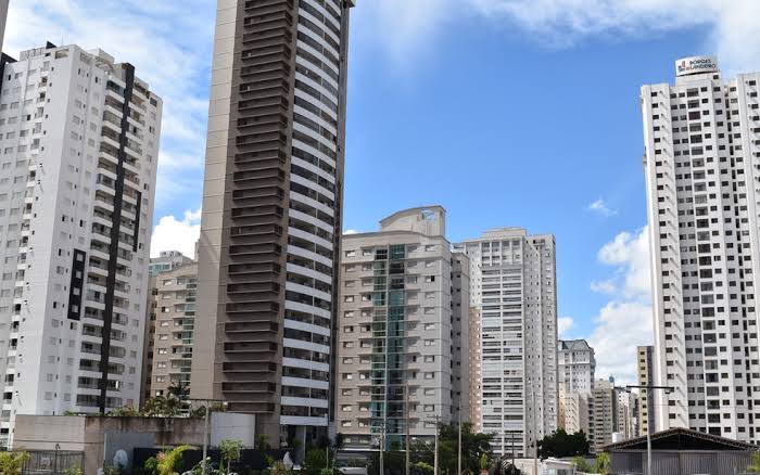 Juros baixos e ampla linha de crédito impulsiona mercado imobiliário em  Goiânia