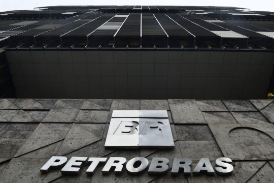 Petrobras registra lucro recorde de R$ 40,1 bi em 2019