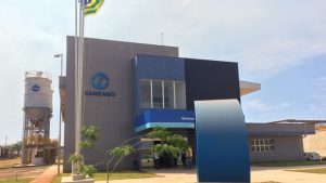 Caiado se reúne com representante do Ministério da Economia para tratar da venda de ações da Saneago