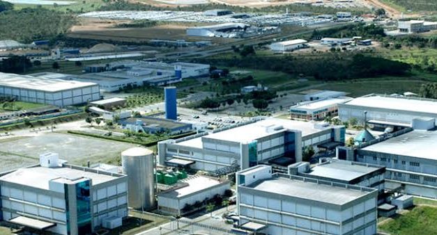 Governo de Goiás prepara decreto que fechará indústrias, diz presidente da Fieg