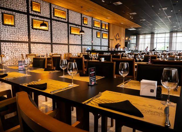 Funcionários de bares e restaurantes que forem fechados por quarentena vão ficar sem salário