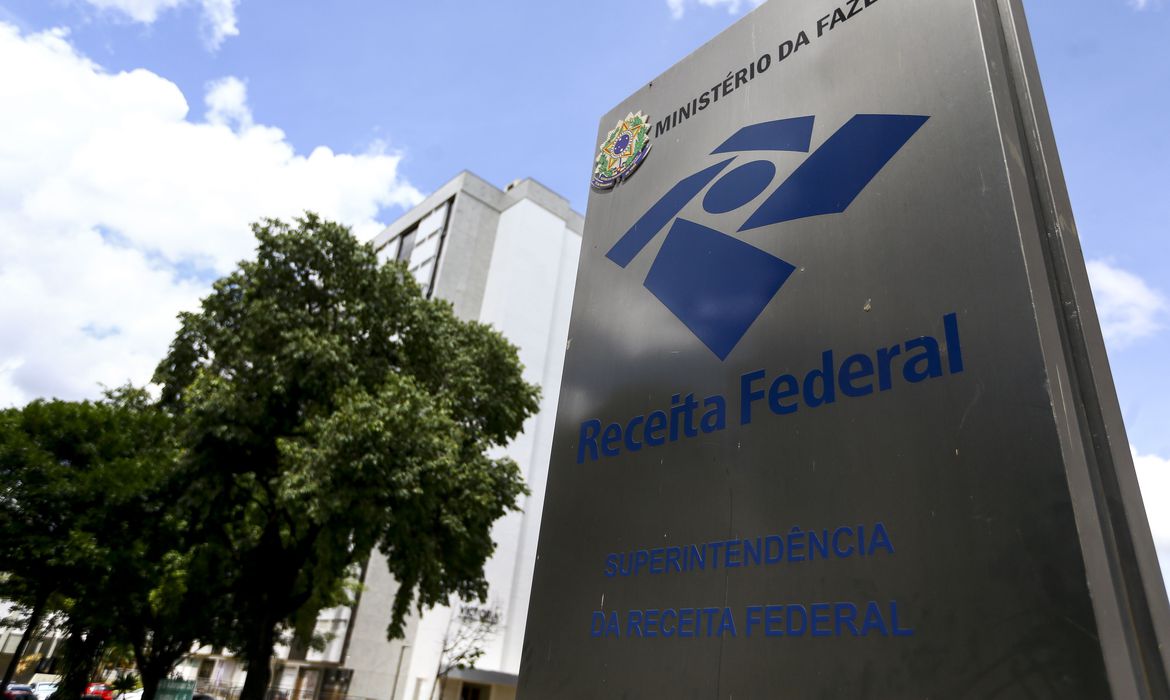 Receita começa a receber nesta segunda declarações do Imposto de Renda Receita começa a receber nesta segunda declarações do Imposto de Renda