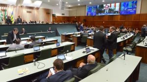 Alego: Lissauer avisa que regulamentará corte de pontos se quórum permanecer baixo