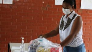 Prefeitura de Goiânia inicia distribuição de merenda escolar para alunos