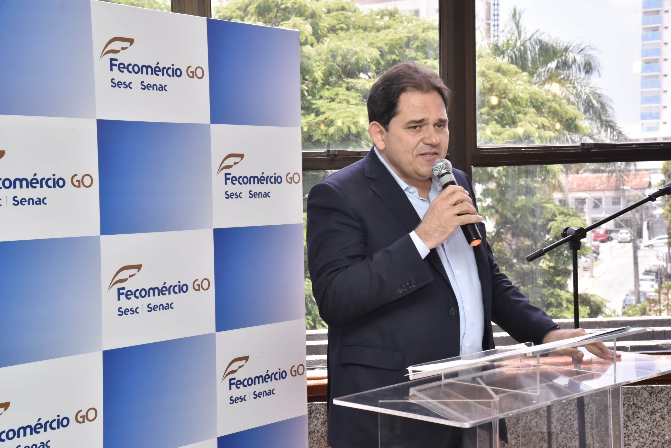 Fecomércio apresenta propostas para reabertura segura de lojas