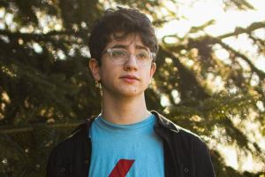 Adolescente cria monitor da covid-19 e recusa oferta de R$ 44 milhões