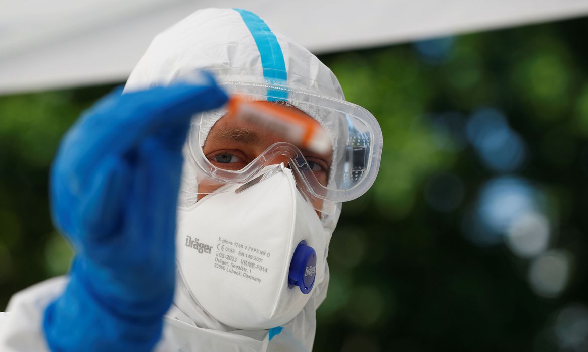 Mesmo com crise, Petrobras bate recorde e exporta 1 milhão de barris Mesmo com crise, Petrobras bate recorde e exporta 1 milhão de barris