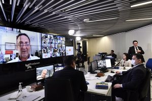 Senado: profissionais da saúde incapacitados pela covid-19 podem ser indenizados