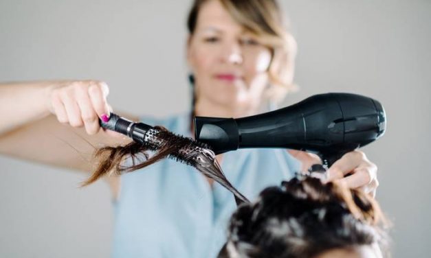 Coronavoucher: cliente do setor de beleza tem bônus de até 50% em serviços