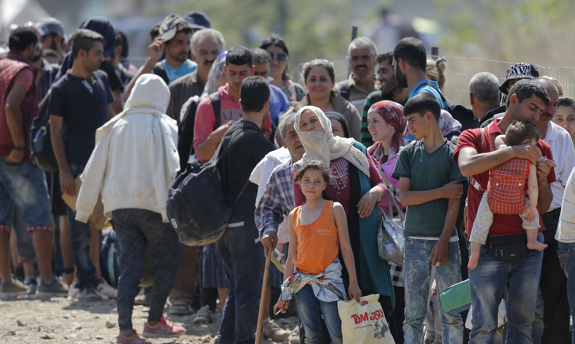 Mais de 1% da população mundial sofre com deslocamento forçado