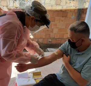 Acordo garante crédito da Caixa a micro e pequenas franquias