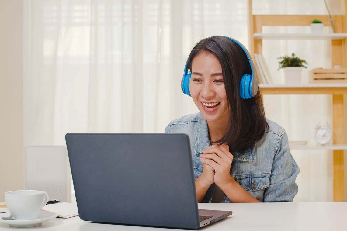 Voluntariado online: como ajudar na crise e se desenvolver sem sair de casa Voluntariado online: como ajudar na crise e se desenvolver sem sair de casa