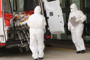 Brasil registra pela 1ª vez mais de 3 mil mortes por Covid em um dia