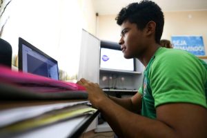 SP retoma aulas do ensino técnico