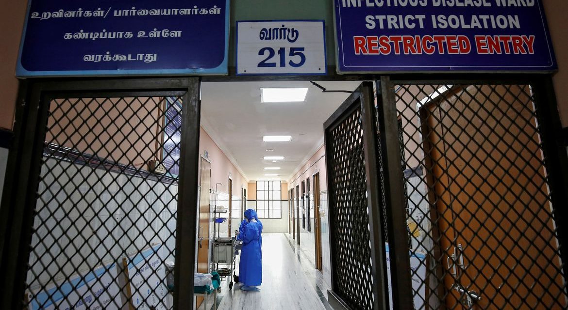 Índia tem quase 700 mil casos de covid-19 e é o 3º país mais afetado